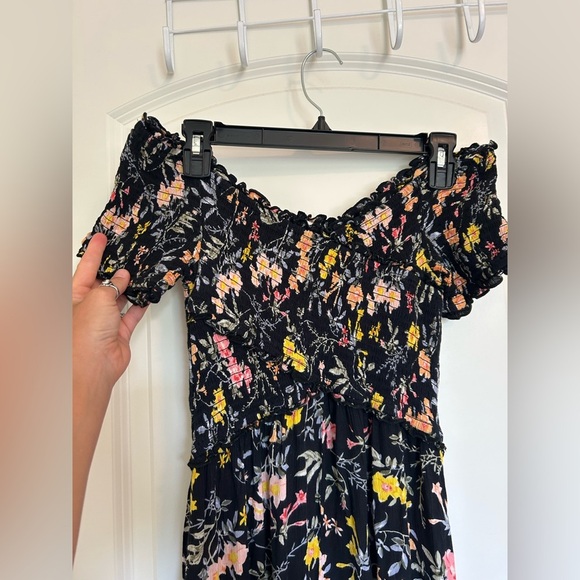 Patrons of peace Floral smoked Off-Shoulder Jumpsuit wide leg flare romper - Picture 7 of 8